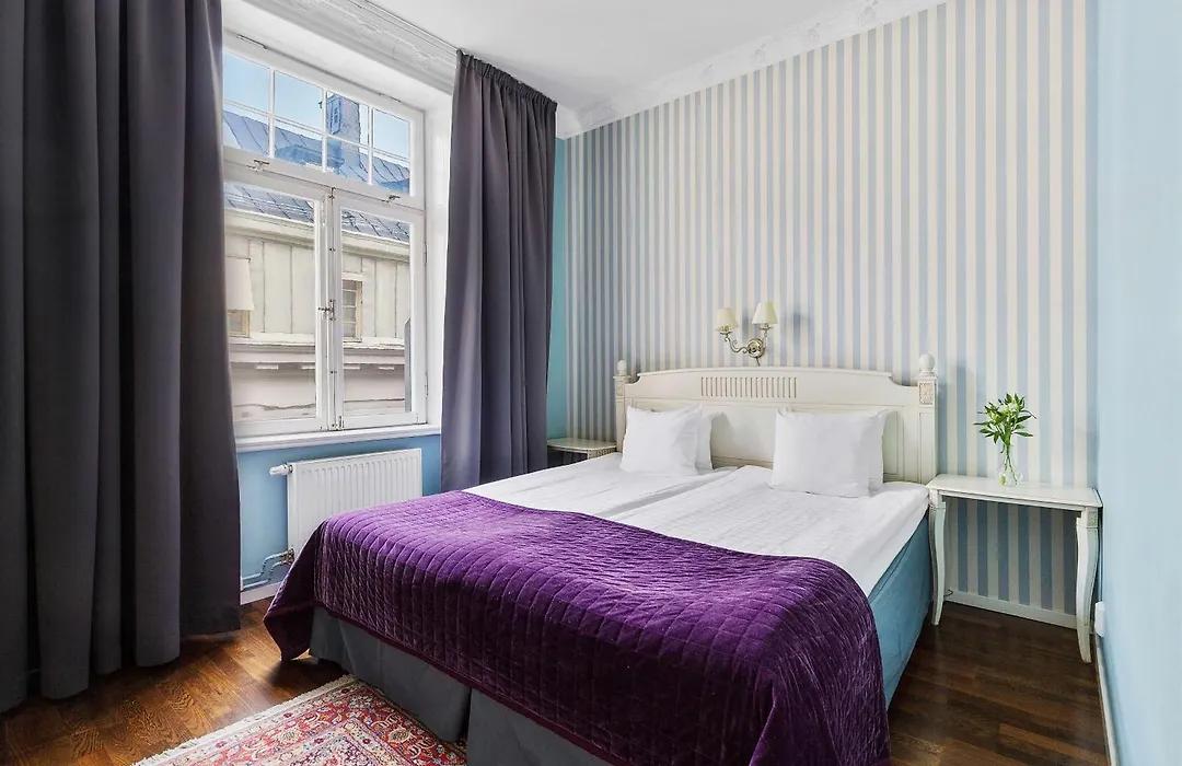 Best Western Hotel Bentleys-1
